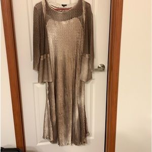 2PC DRESS/JACKET SET. (L) MAXI-LONG. F-CHARMEUSE/CHIFFON C-BROWNISH/BEIGE BLEND